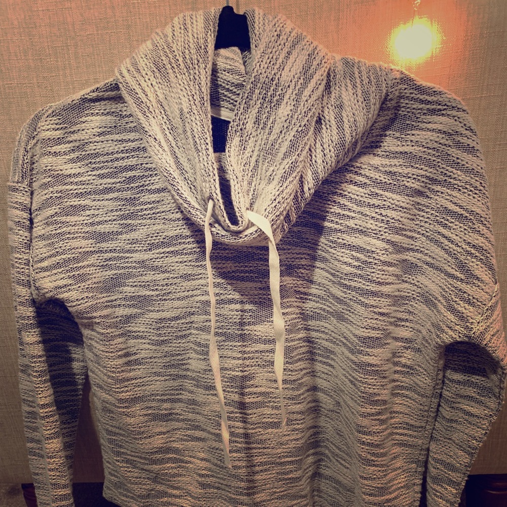 Knitted ldrawstring Turtleneck long sleeve top